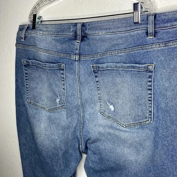 Lane Bryant Mid Rise Skinny Jeans Frayed Hem and slight distressing  24 - Picture 7 of 9